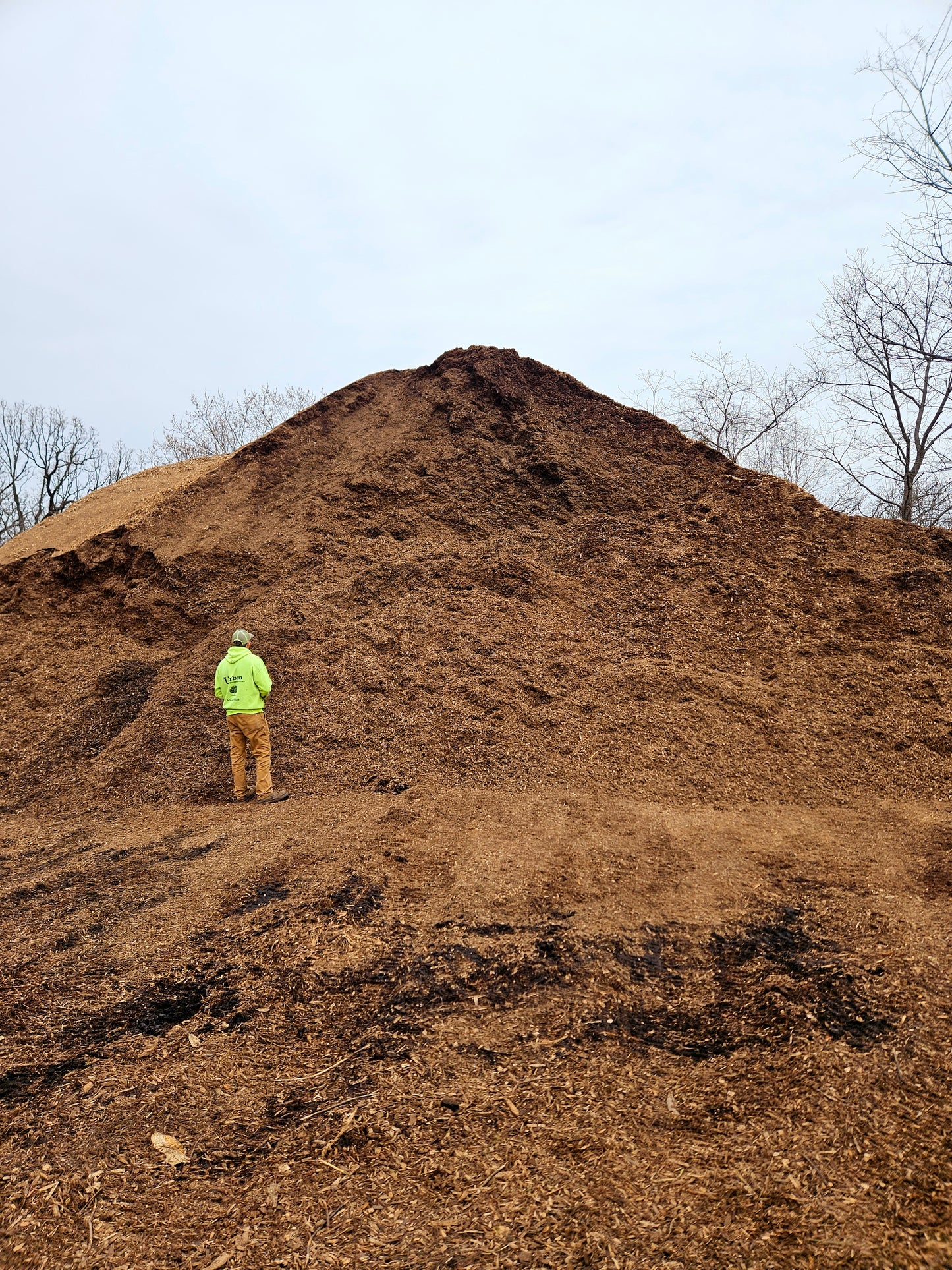 Double Shredded Mulch - Natural (sold per cubic yard)